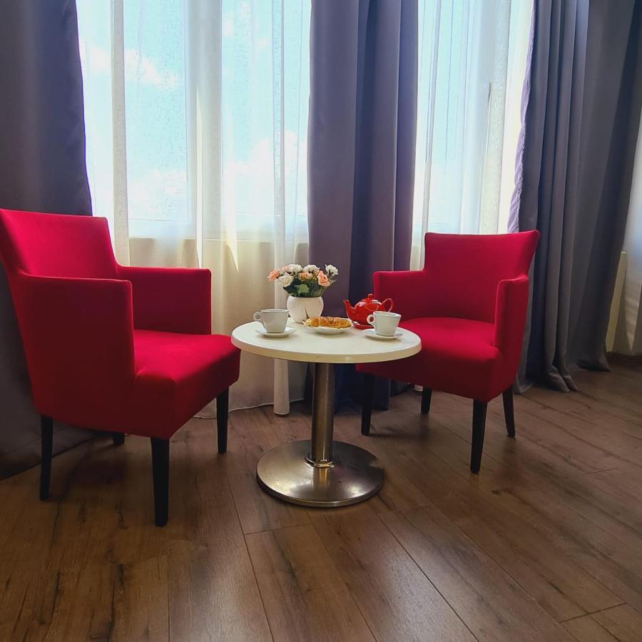 Hotel Driti New Bazaar 地拉那 外观 照片